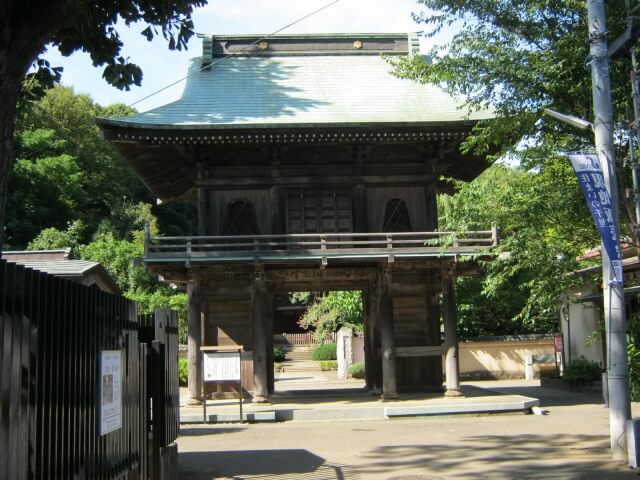 国分寺市の国分寺楼門