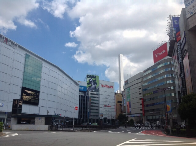 東京都豊島区池袋駅前