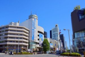 渋谷区の神宮前交差点