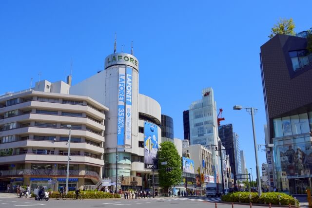 渋谷区の神宮前交差点