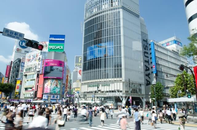 渋谷区のスクランブル交差点