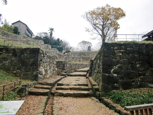 太田市の新田金山城