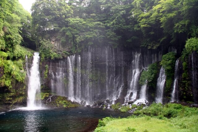 富士宮市の白糸の滝
