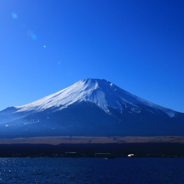 山中湖村から望む富士山