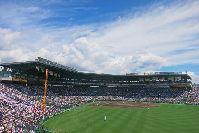 西宮市の甲子園球場