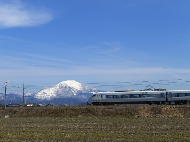 米原市特急しらさぎ