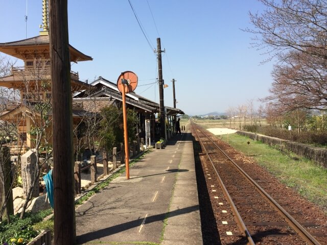 加西市の法華口駅