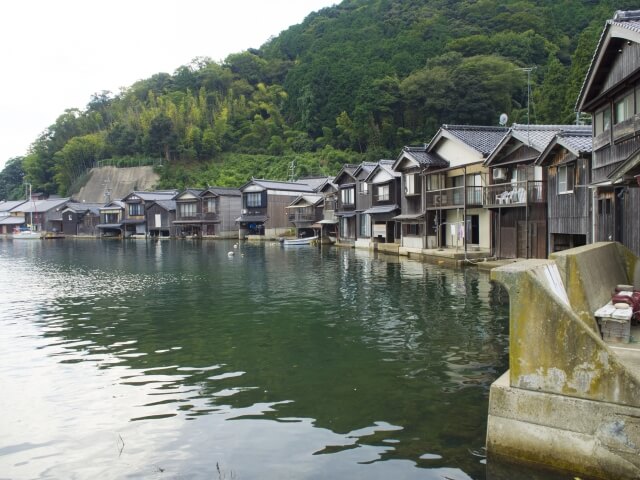 伊根町舟屋の風景