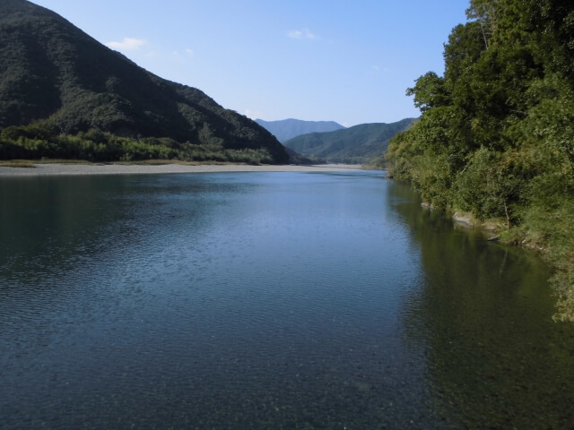 四万十市の象徴四万十川