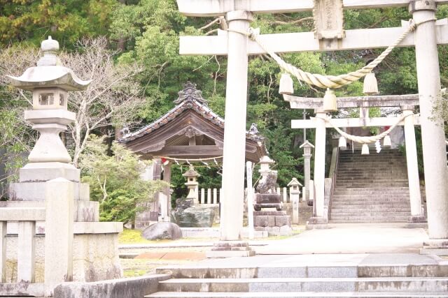 中能登町の能登比咩神社