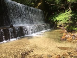 梓川の堰堤