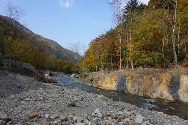 大鹿村の中央構造線安康露頭