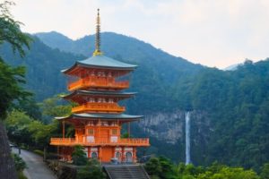 熊野那智大社三重塔