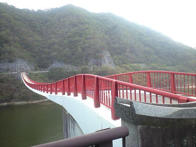 世羅町の夢吊橋