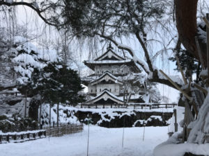 弘前城の雪景色