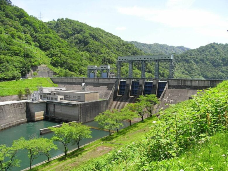 滝ダム 金山町