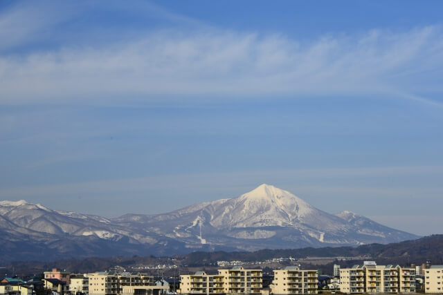 会津若松市から望む磐梯山