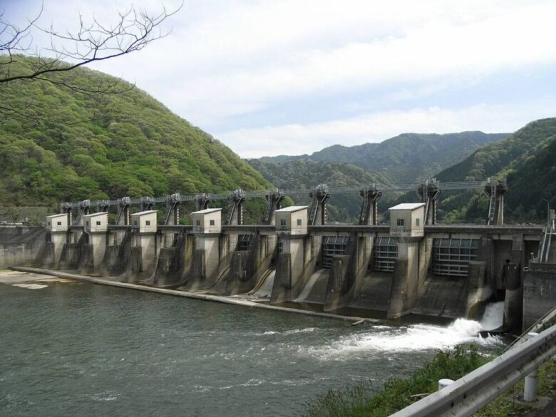 浜原ダム 美郷町