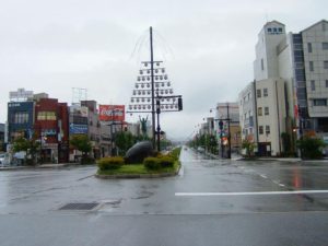 魚津駅前