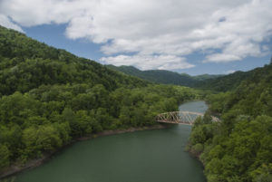 桂沢湖