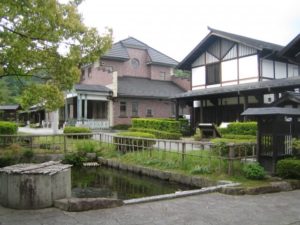 齋理屋敷